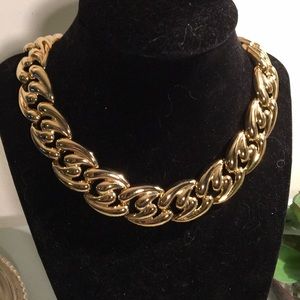Necklace & Bracelet Set in Gold
